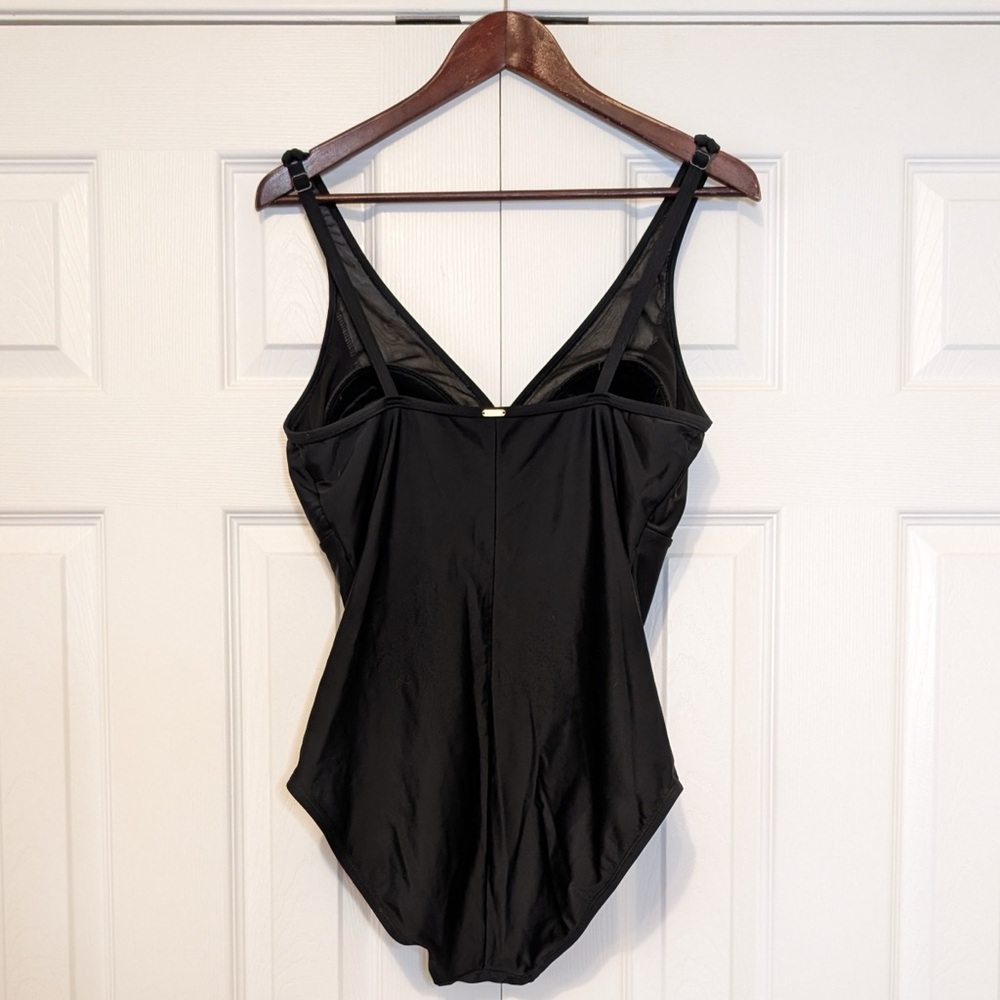 Y2K Krista One Piece Eyelet Detail Swimsuit Size 16 - Picture 2 of 13